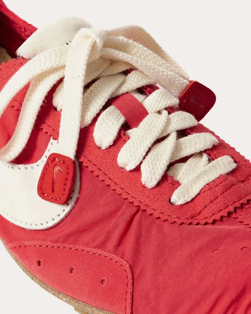 Jacquemus x Nike Moon (Unisex)