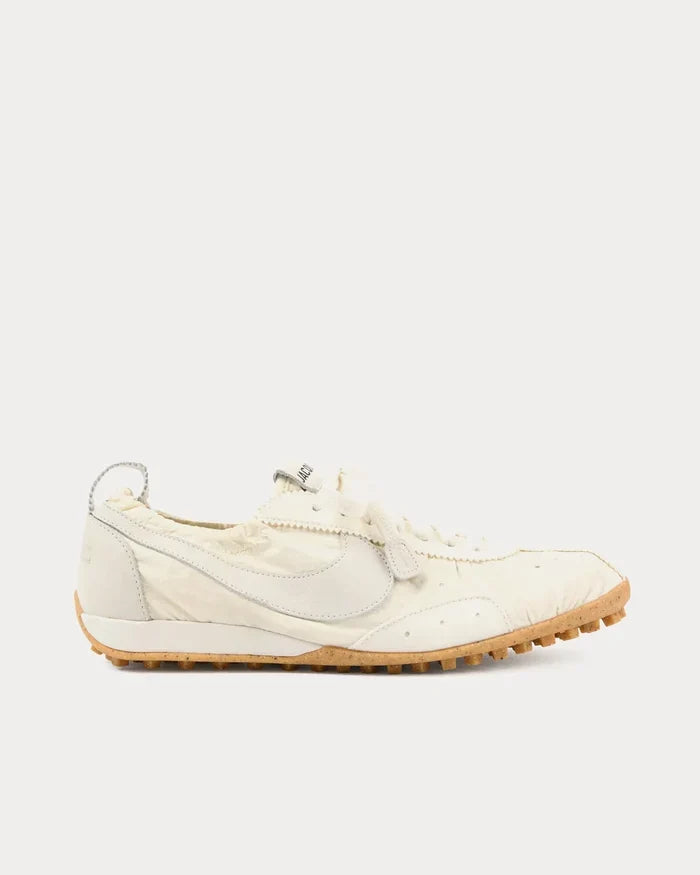 Jacquemus x Nike Moon (Unisex)
